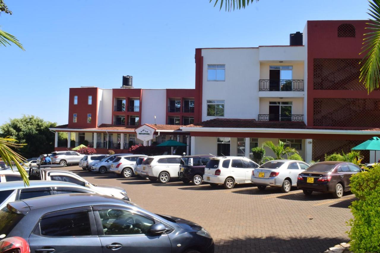 Meru Slopes Hotel Eksteriør bilde