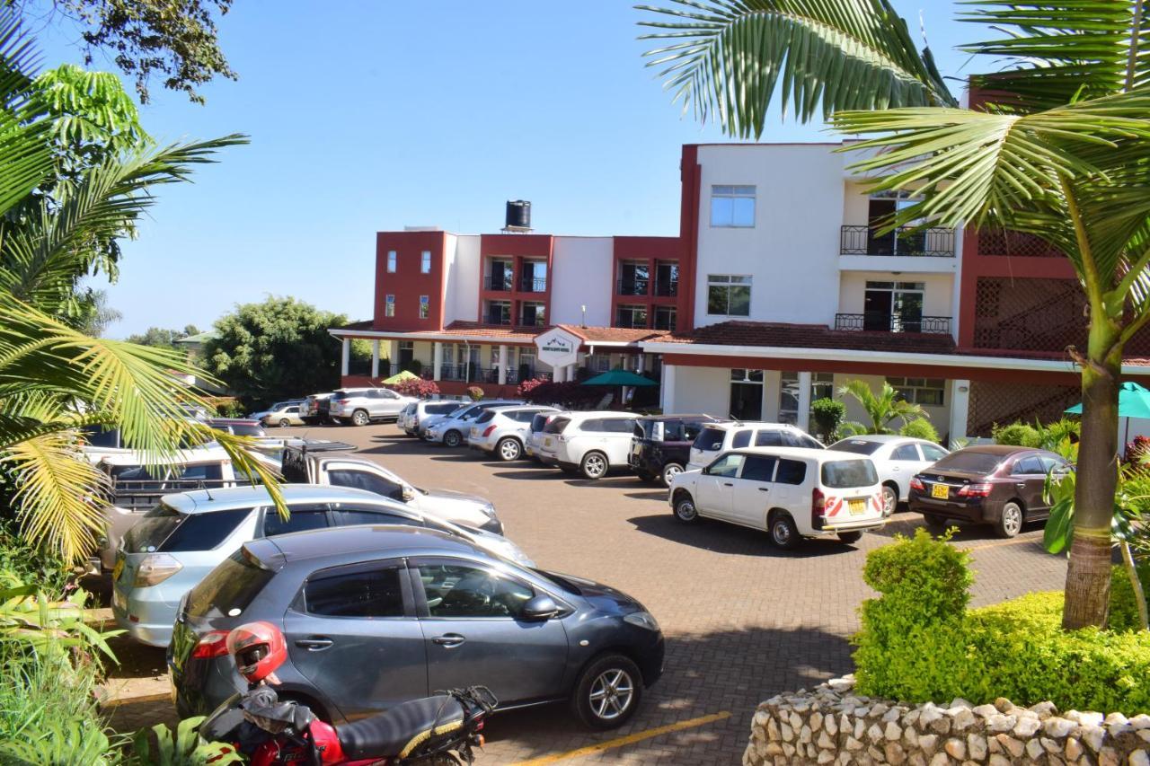 Meru Slopes Hotel Eksteriør bilde